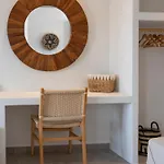 Apart-hotel Paranthos Island Living Chrisi Akti (Paros)