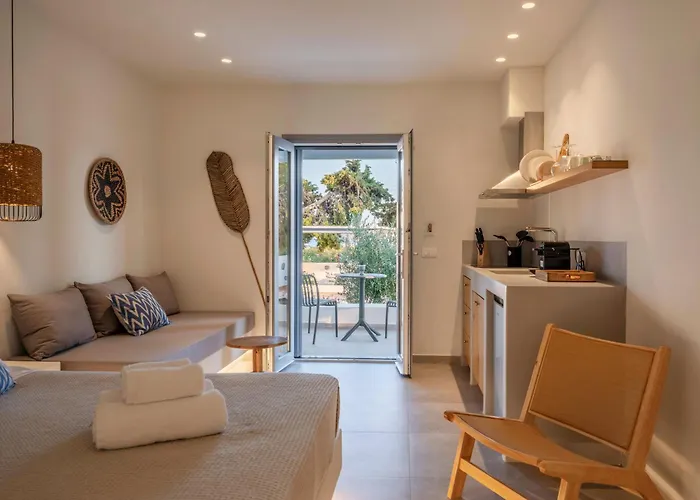 Paranthos Island Living 4*