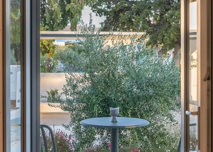 Paranthos Island Living Aparthotel Chrisi Akti (Paros)