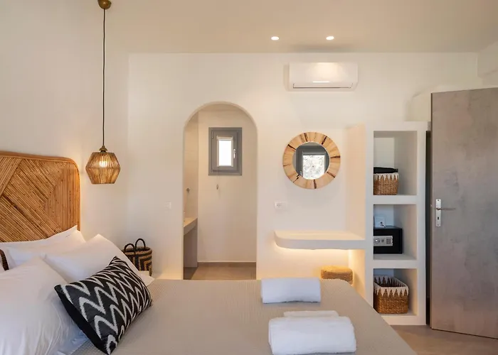 Paranthos Island Living 4*