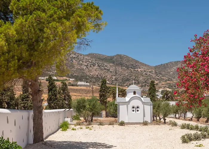 Aparthotel Paranthos Island Living