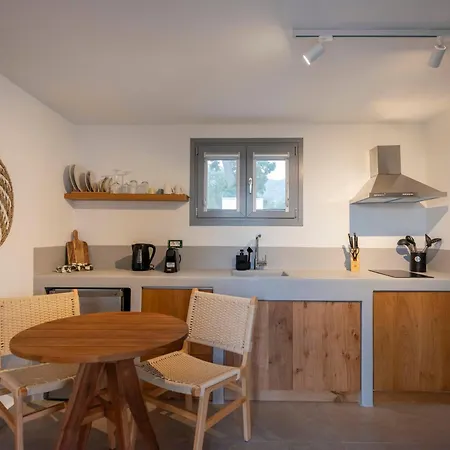 Paranthos Island Living 3*