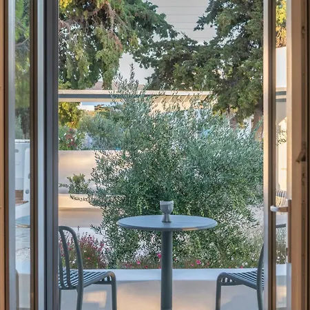 Paranthos Island Living Aparthotel Chrisi Akti (Paros)