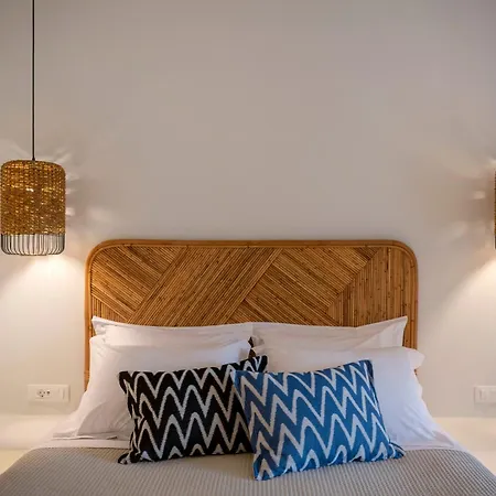 Paranthos Island Living 3* Chrisi Akti (Paros)