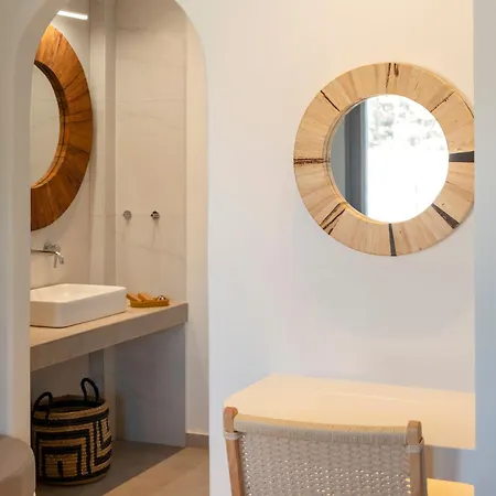 Paranthos Island Living 3*