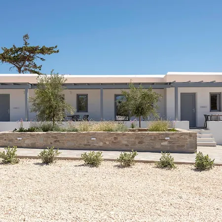 Aparthotel Paranthos Island Living 3*