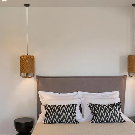 Aparthotel Paranthos Island Living