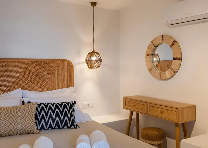 Paranthos Island Living 4*