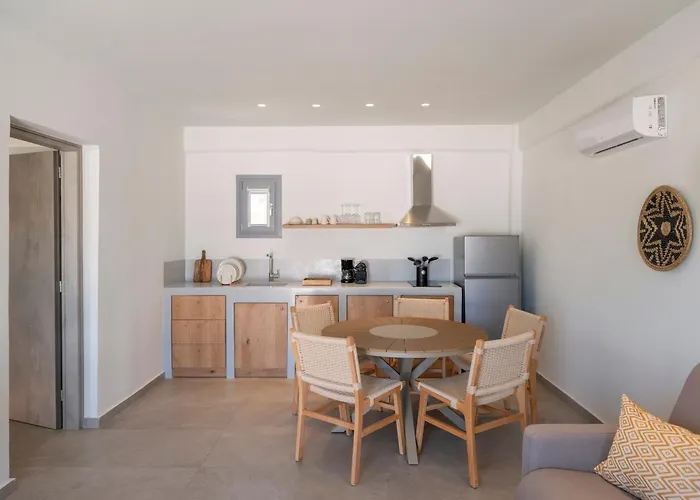 Paranthos Island Living 4*